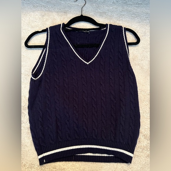 Brandy Melville Sweaters BUNDLE - Picture 6 of 7